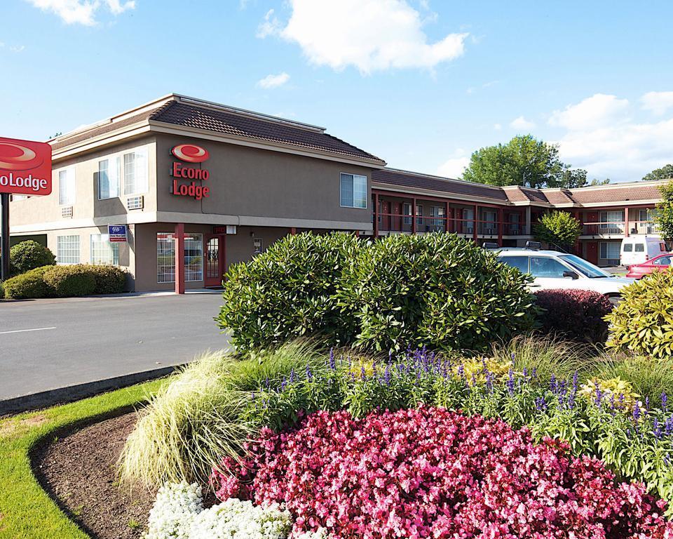 Econo Lodge Southeast Milwaukie/Portland Bagian luar foto