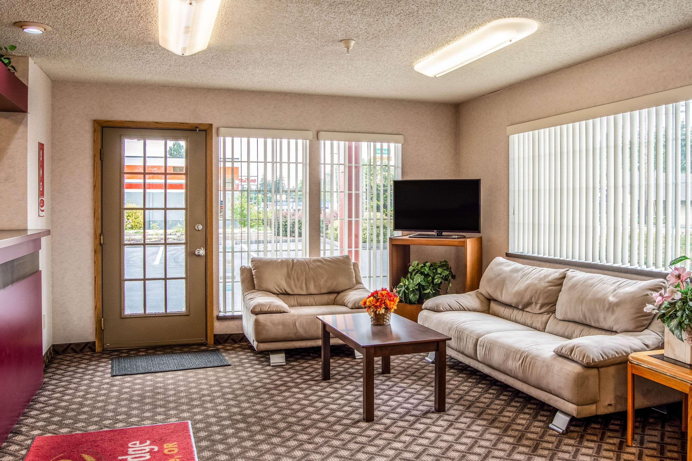 Econo Lodge Southeast Milwaukie/Portland Bagian luar foto
