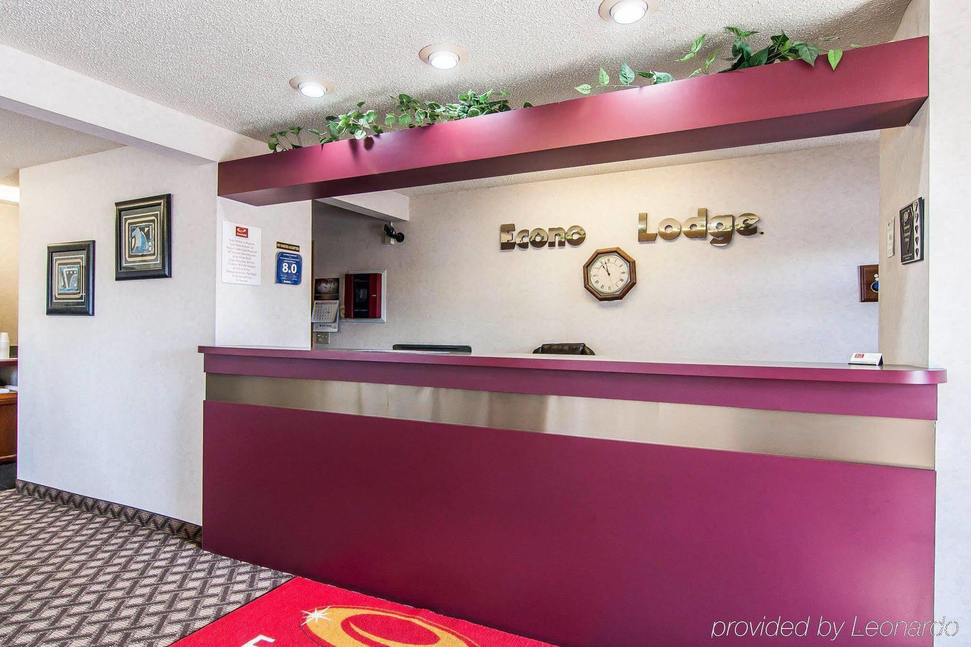 Econo Lodge Southeast Milwaukie/Portland Bagian luar foto