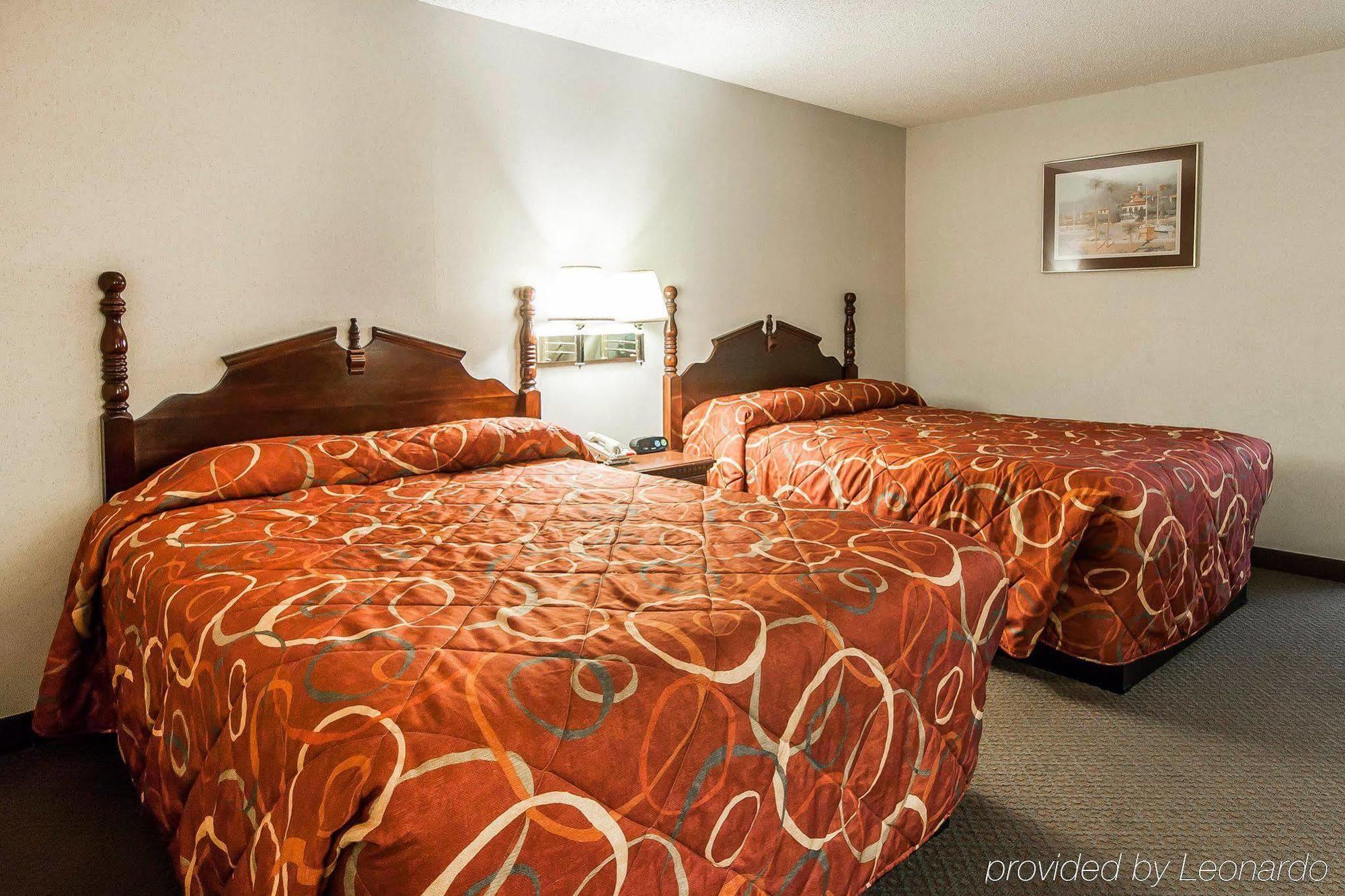 Econo Lodge Southeast Milwaukie/Portland Bagian luar foto