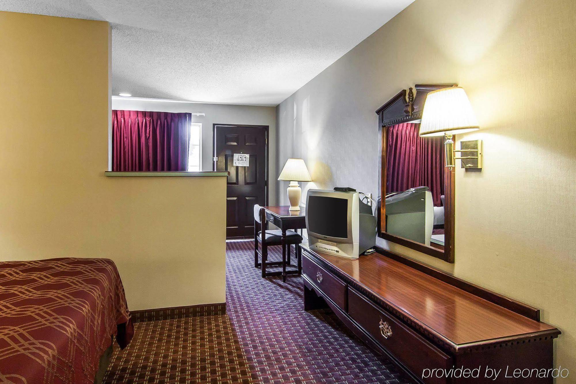 Econo Lodge Southeast Milwaukie/Portland Bagian luar foto