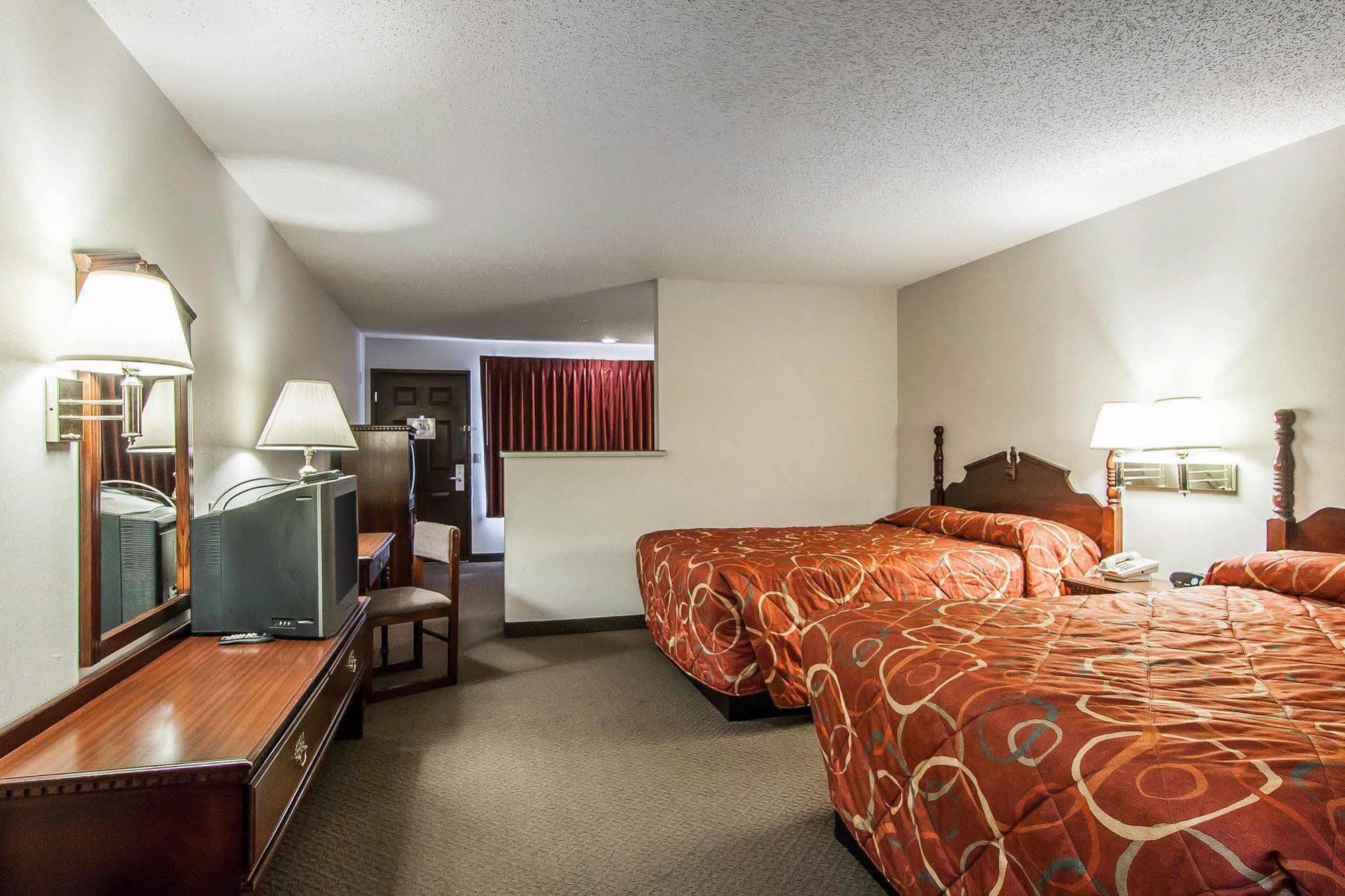 Econo Lodge Southeast Milwaukie/Portland Bagian luar foto