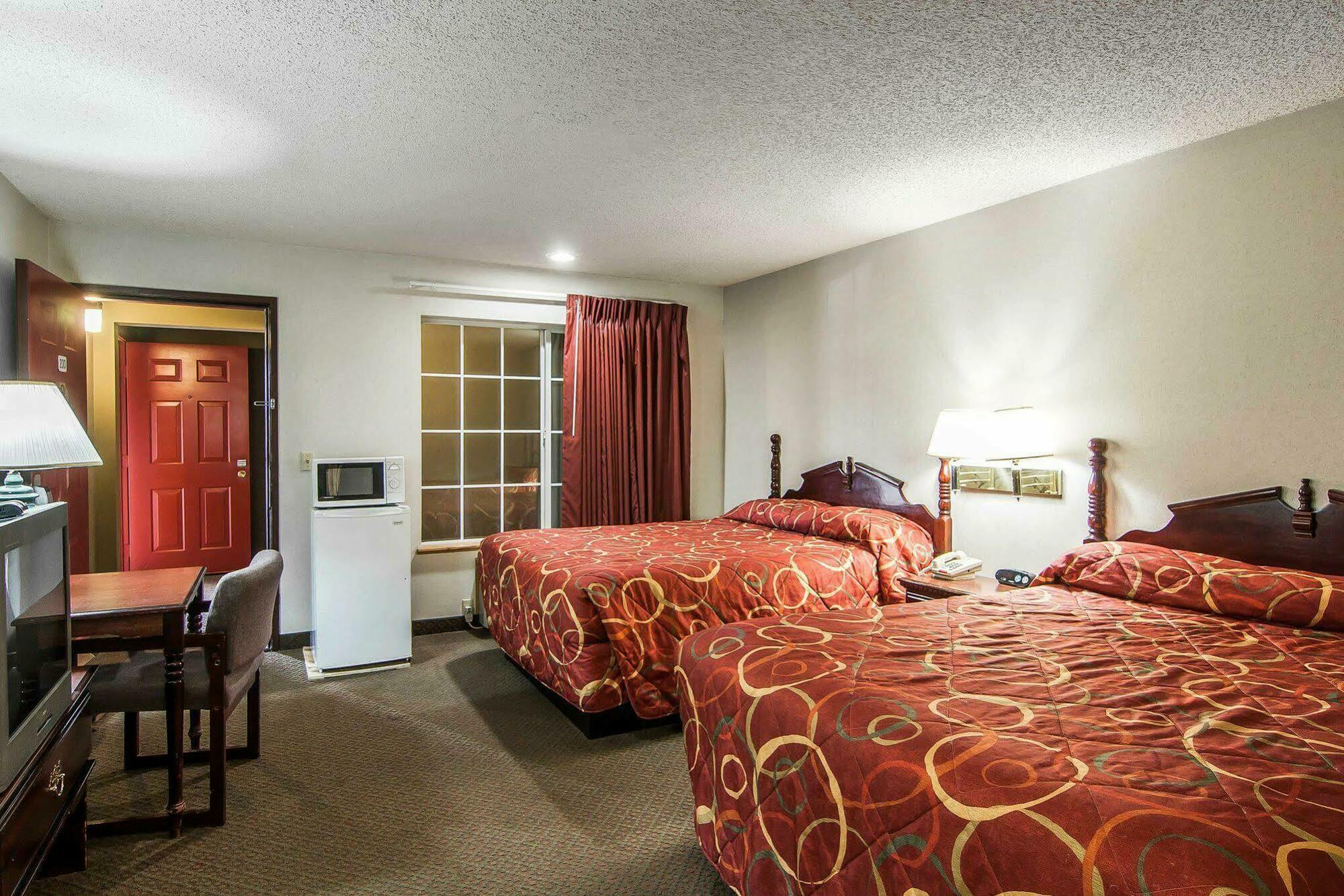 Econo Lodge Southeast Milwaukie/Portland Bagian luar foto