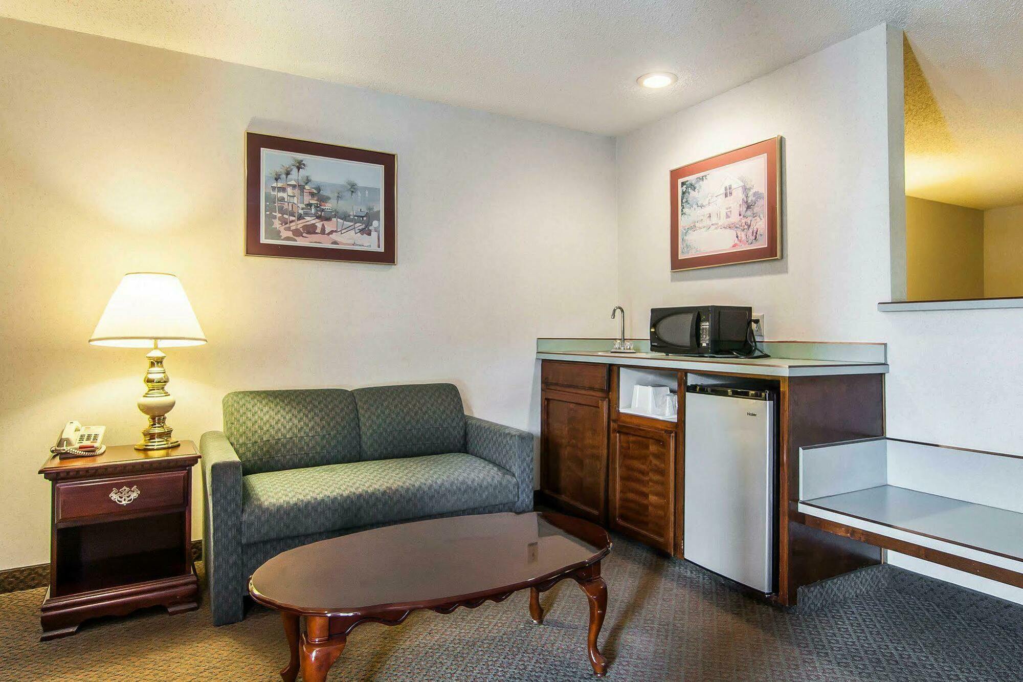 Econo Lodge Southeast Milwaukie/Portland Bagian luar foto